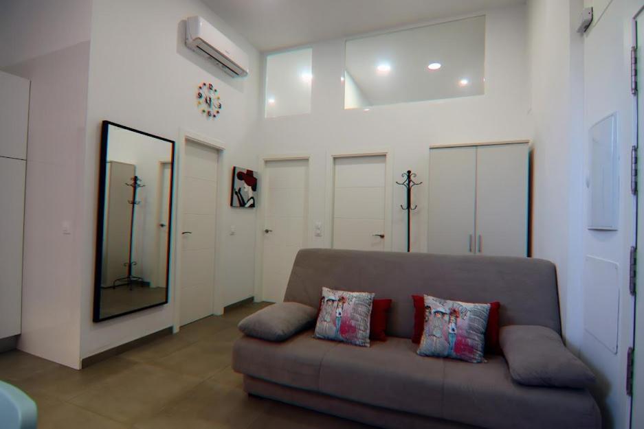 Апартаменты Luminoso Apartamento En El Corazon De Triana Севилья Экстерьер фото